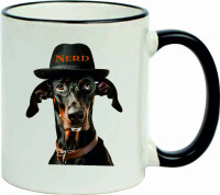 Keramiktasse "Fynn" mit schwarzen Henkel und Motiv Dobermann Nerd