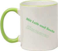Keramiktasse "Karl" mit farbigen Henkel und Zunftzeichen und Spruch Zimmerer