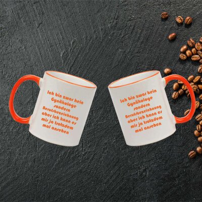 Keramik Tasse "Mona" mit  farbigen Henkel und Spruch Gynäkologe