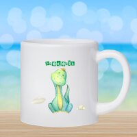 Kunststoff Tasse "Nele" mit Motiv Dino Baby in pastellgrün personalisiert
